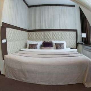 Гостиница Мистер Жулебин Москва Комфорт с кроватью King-size-2