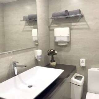 Гостиница Мистер Жулебин Москва СПА Люкс (цокольный этаж, без окна)-10